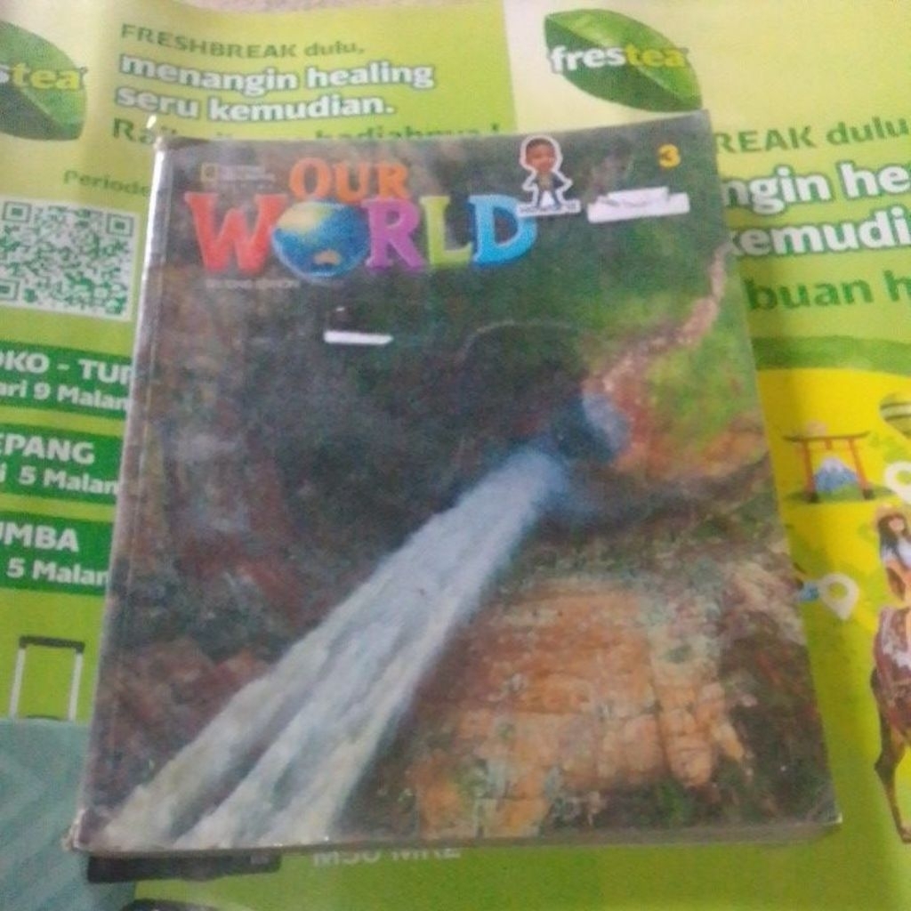 our world 3 students book national geographic ORIGINAL