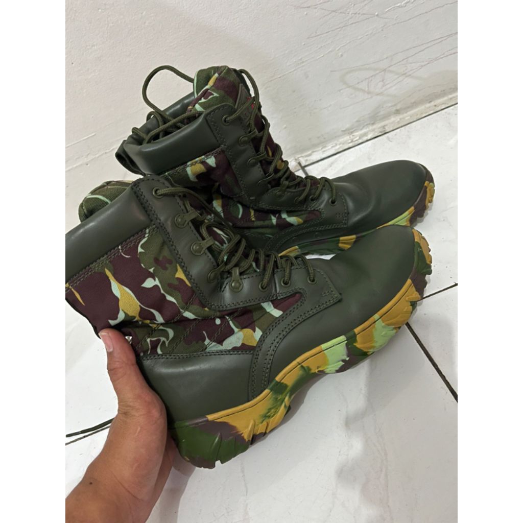 Sepatu Loreng Brimob Battle X