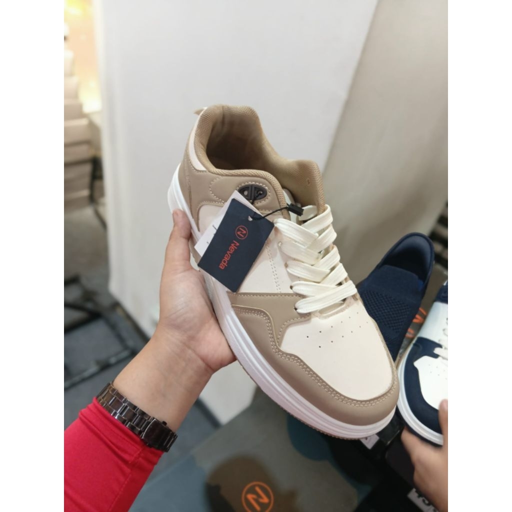 sepatu cowok sneakers brand nevada ori matahari