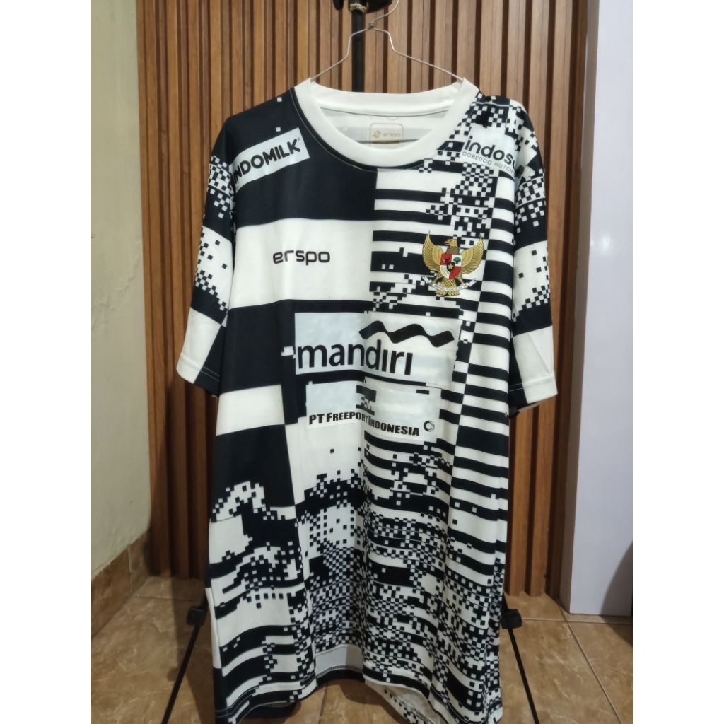 Jersey Training Timnas