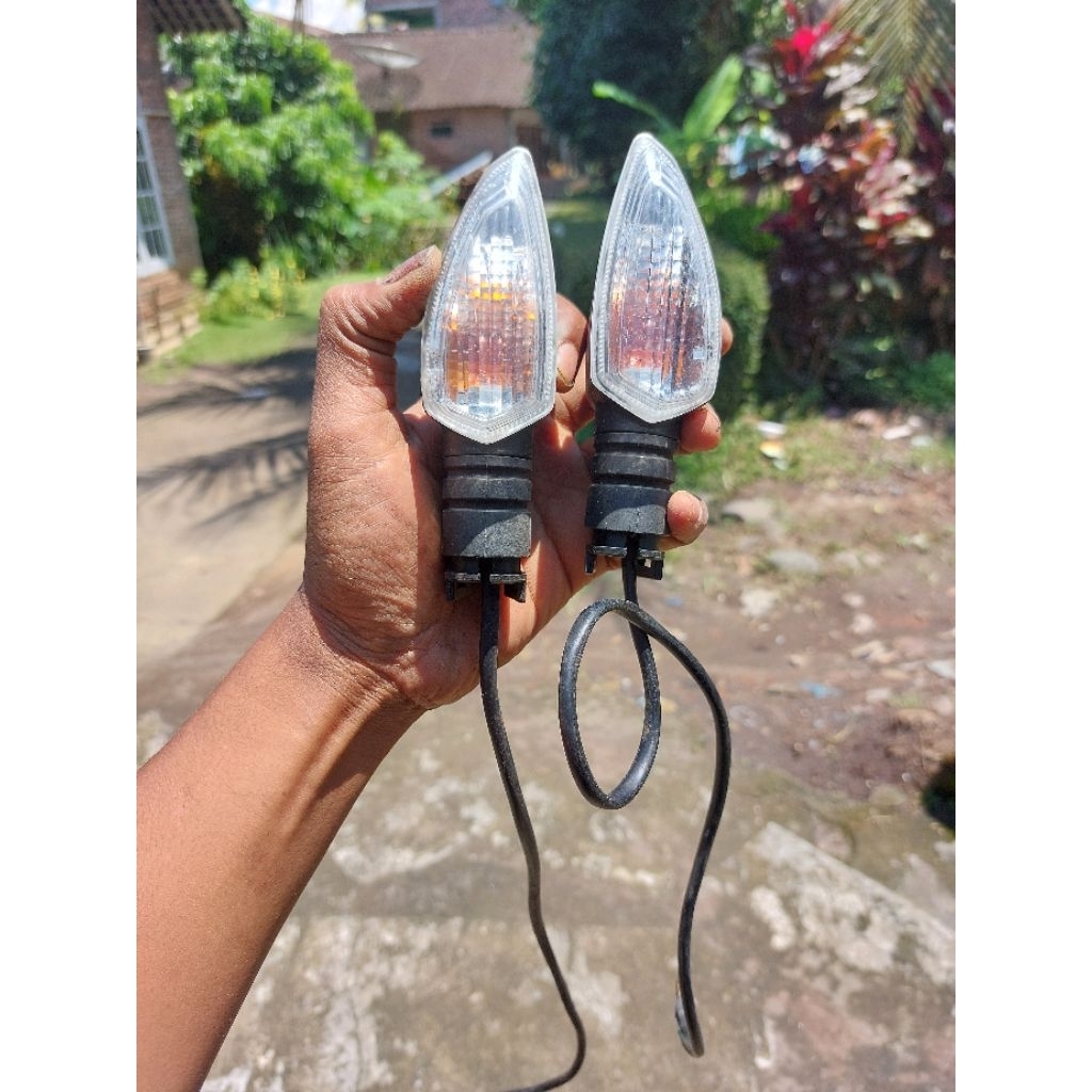 Lampu Sein Vixion New Vixion R 155 Xabre Original