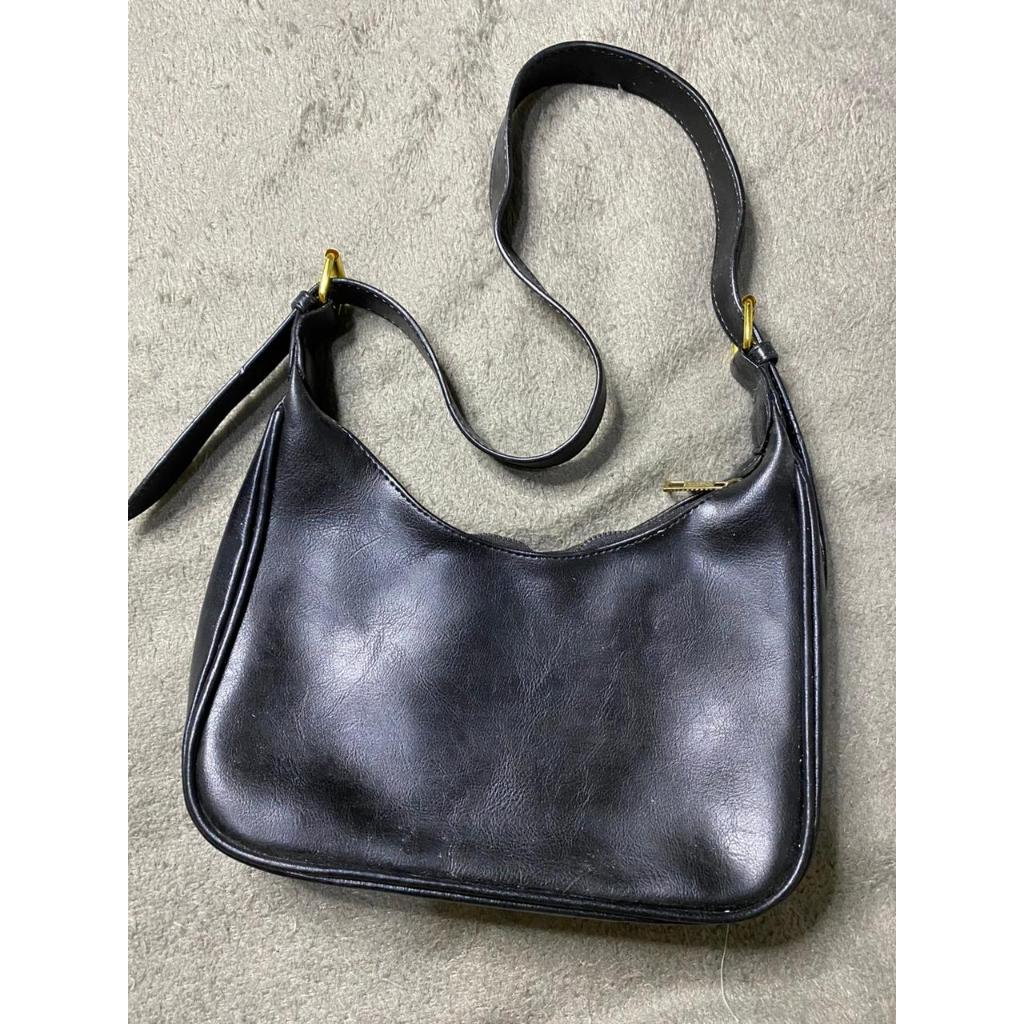 [PRELOVED] Tas Selempang Wanita Hobo Bag / Shoulder Bag - Black Minimalist & Preloved Tas Slimbag Si