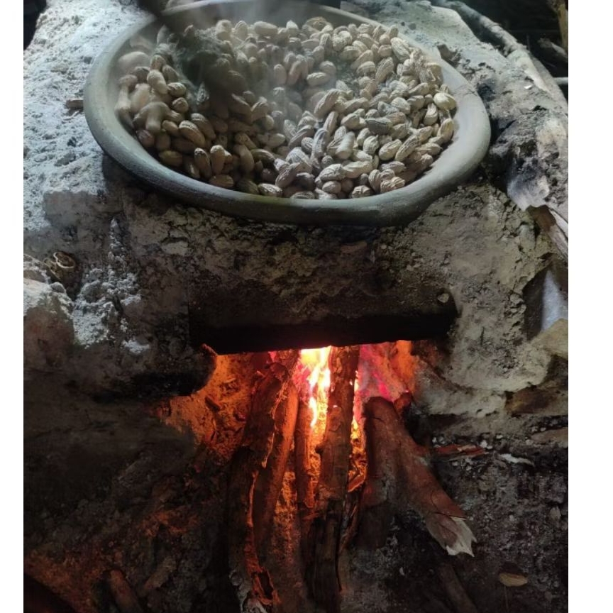 kacang  kulit sangrai bendo goreng pasir 1kg