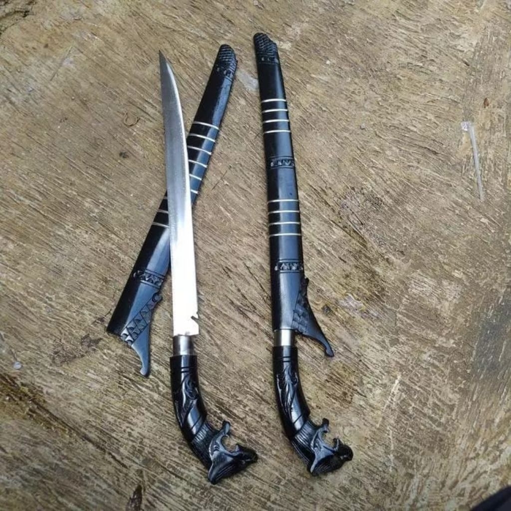 terbaru pisau baja / pisau berburu / barlen hitam 30cm