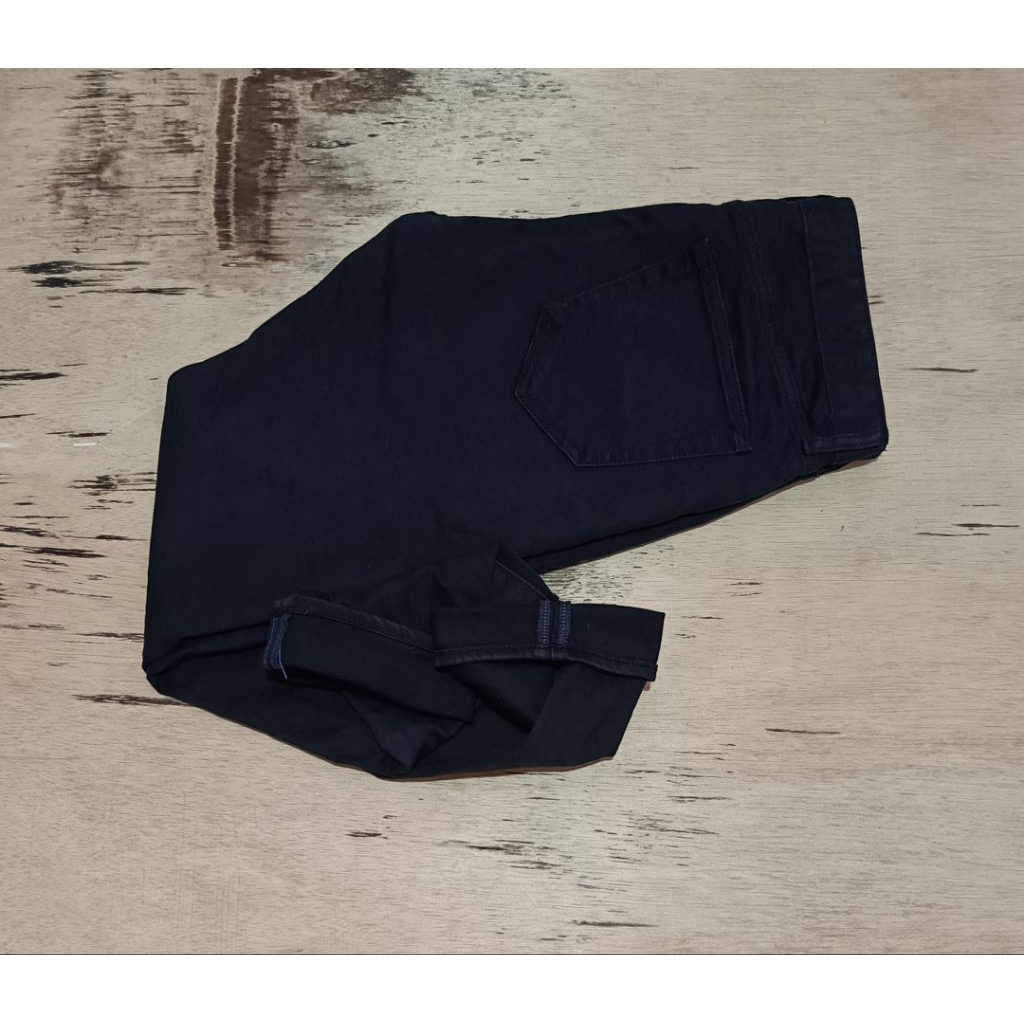 Celana Jeans Topten Hitam Slim Tappered Size 31