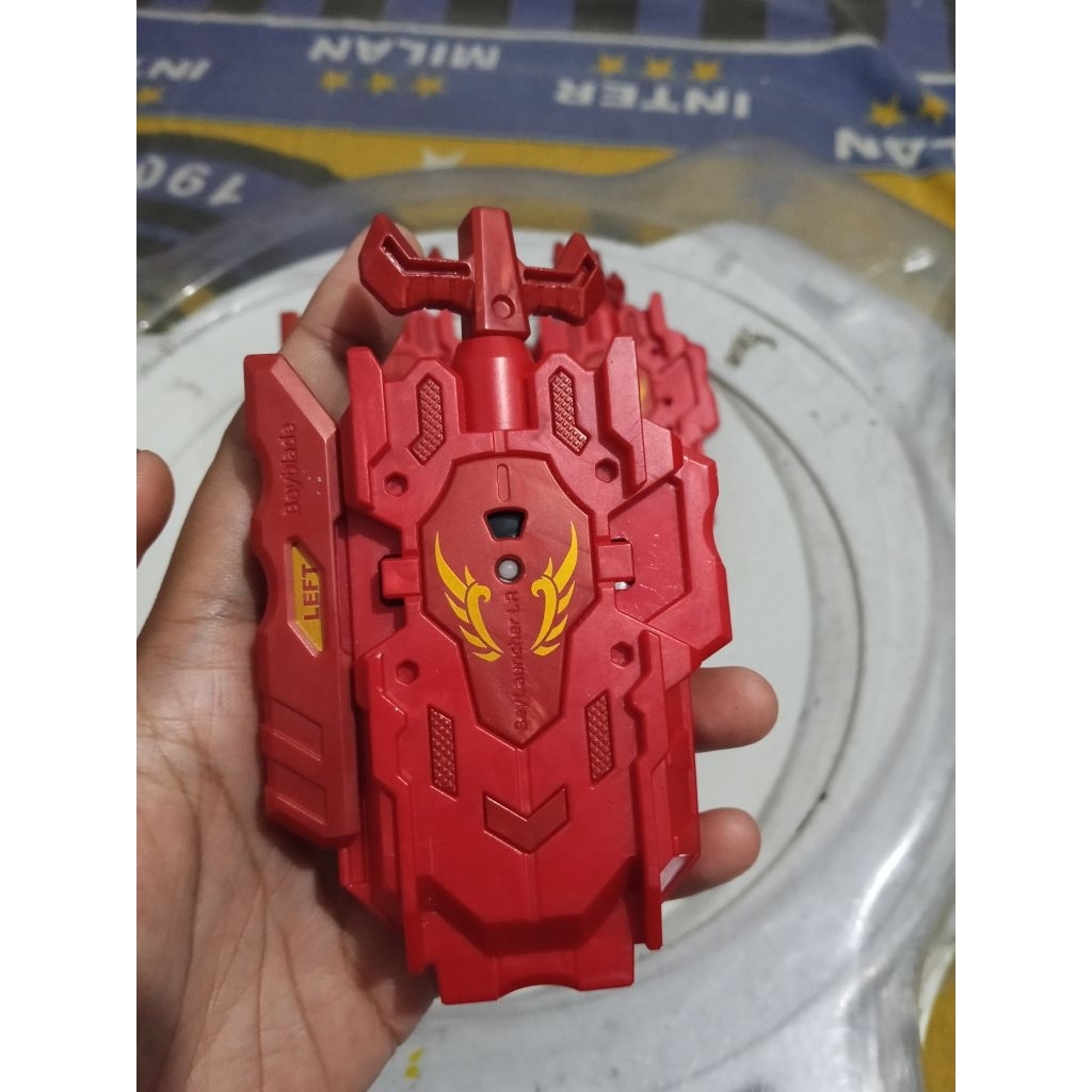 Launcher Beyblade Burst LR Red Takara Tomy