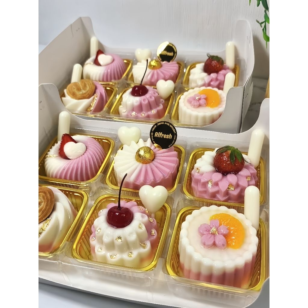 Puding Mini 6 Cup Premium Strawberry Leci | Dessert Box Cantik | Birthday / Hampers / Custom Nama