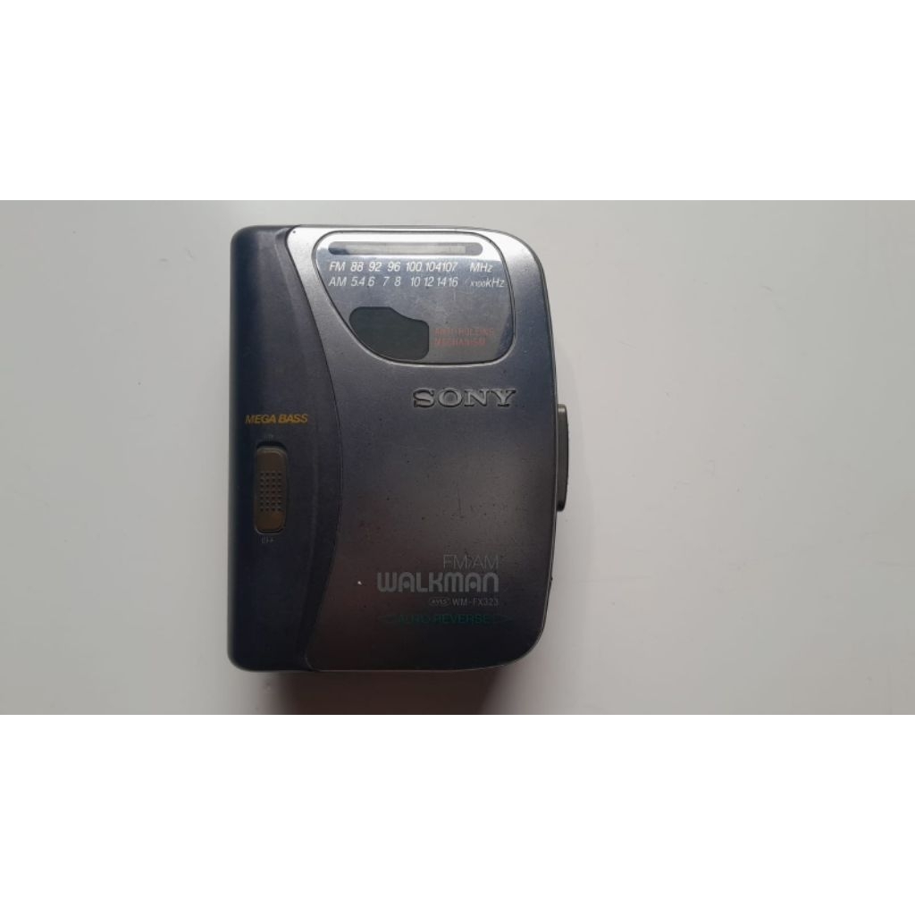 Walkman Sony WM-FX323