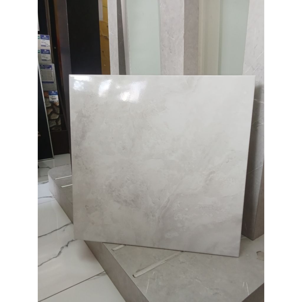 Keramik lantai Ikad 1416 50 x 50