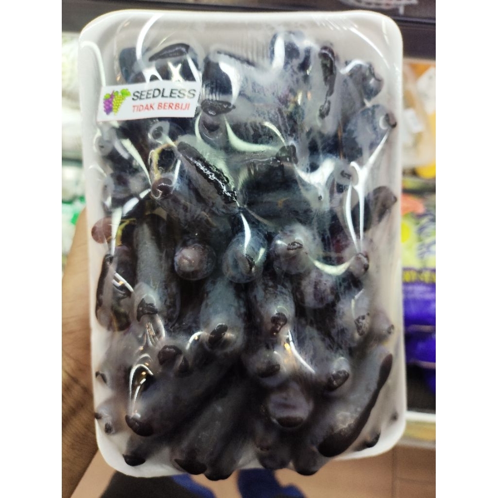 buah anggur hitam shaphire Ausie buah anggur import tanpa biji 1kg