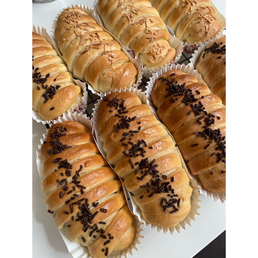 Roti pisang keju dan Roti pisang coklat