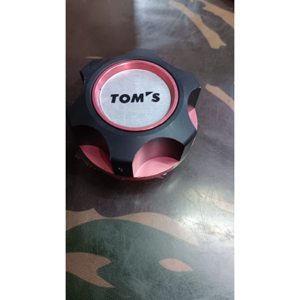 tutup oil toyota