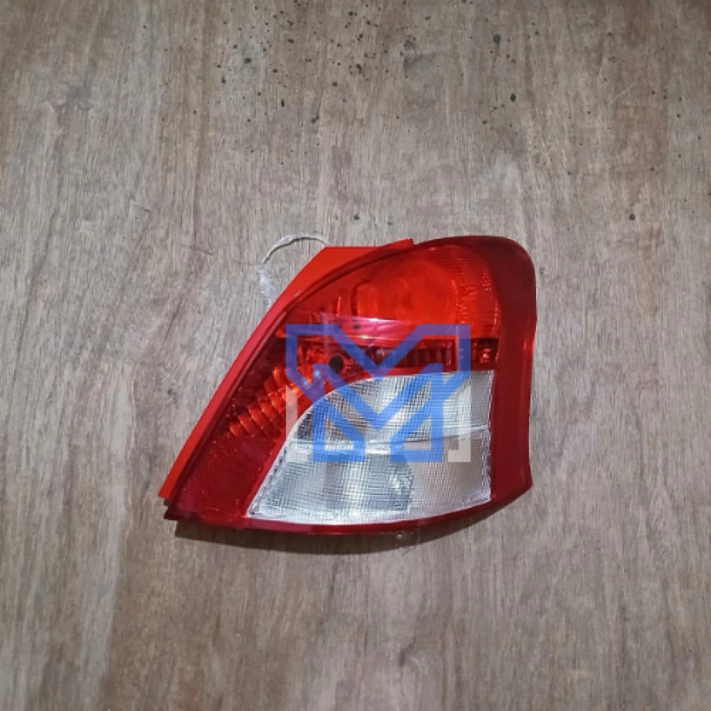 Stop Lamp Lampu Belakang Toyota Yaris 2006 2007 2008 MERAH PUTIH