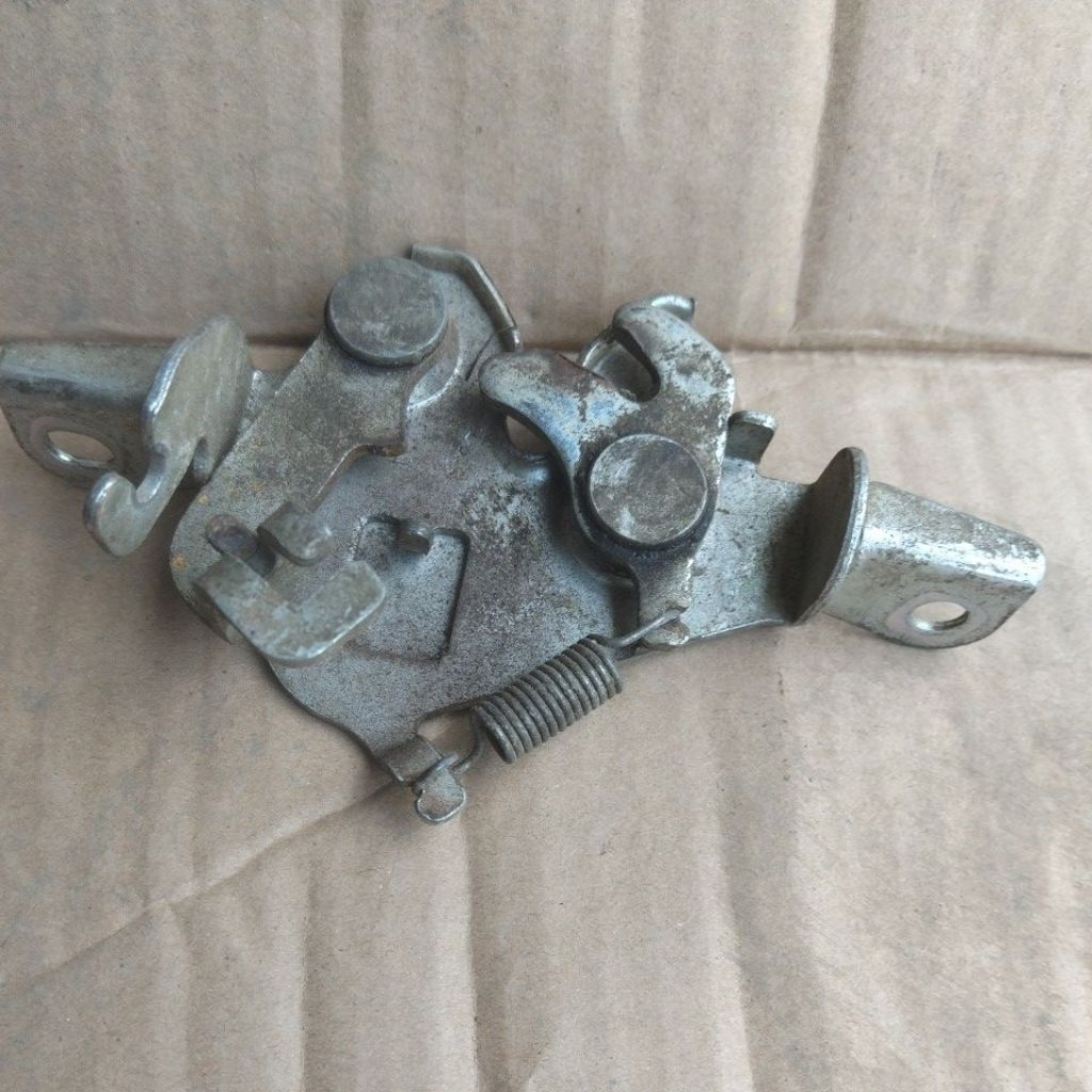 kunci jok Vario 125 old bekas original