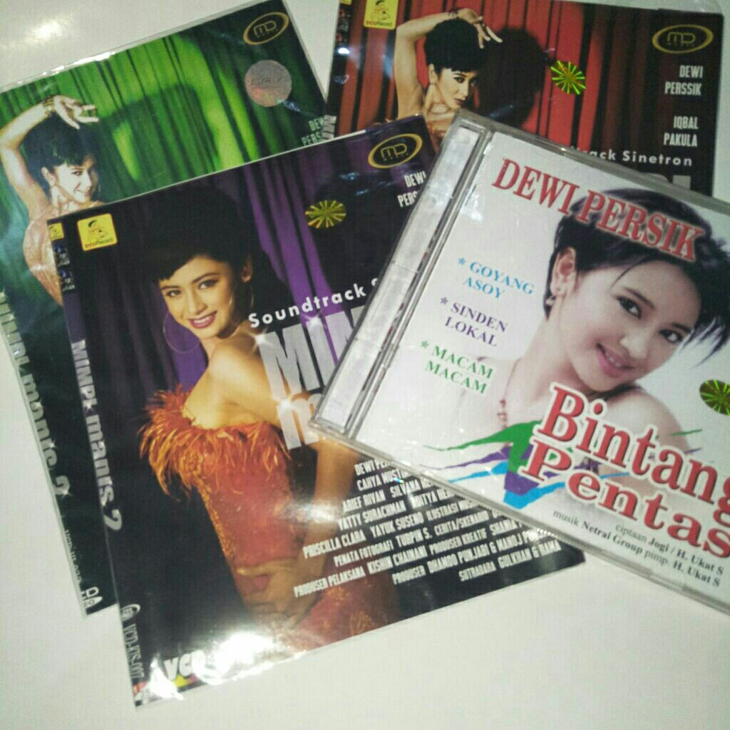 [SEPAKET] CD Dewi Persik Bintang Pentas, Mimpi Manis 1,2,3 dan VCD Karaoke Dewi Perssik Mimpi Manis 