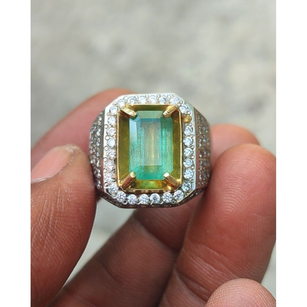 Natural Insignificant Emerald Beryl w Memo Gri Lab Ring Silver