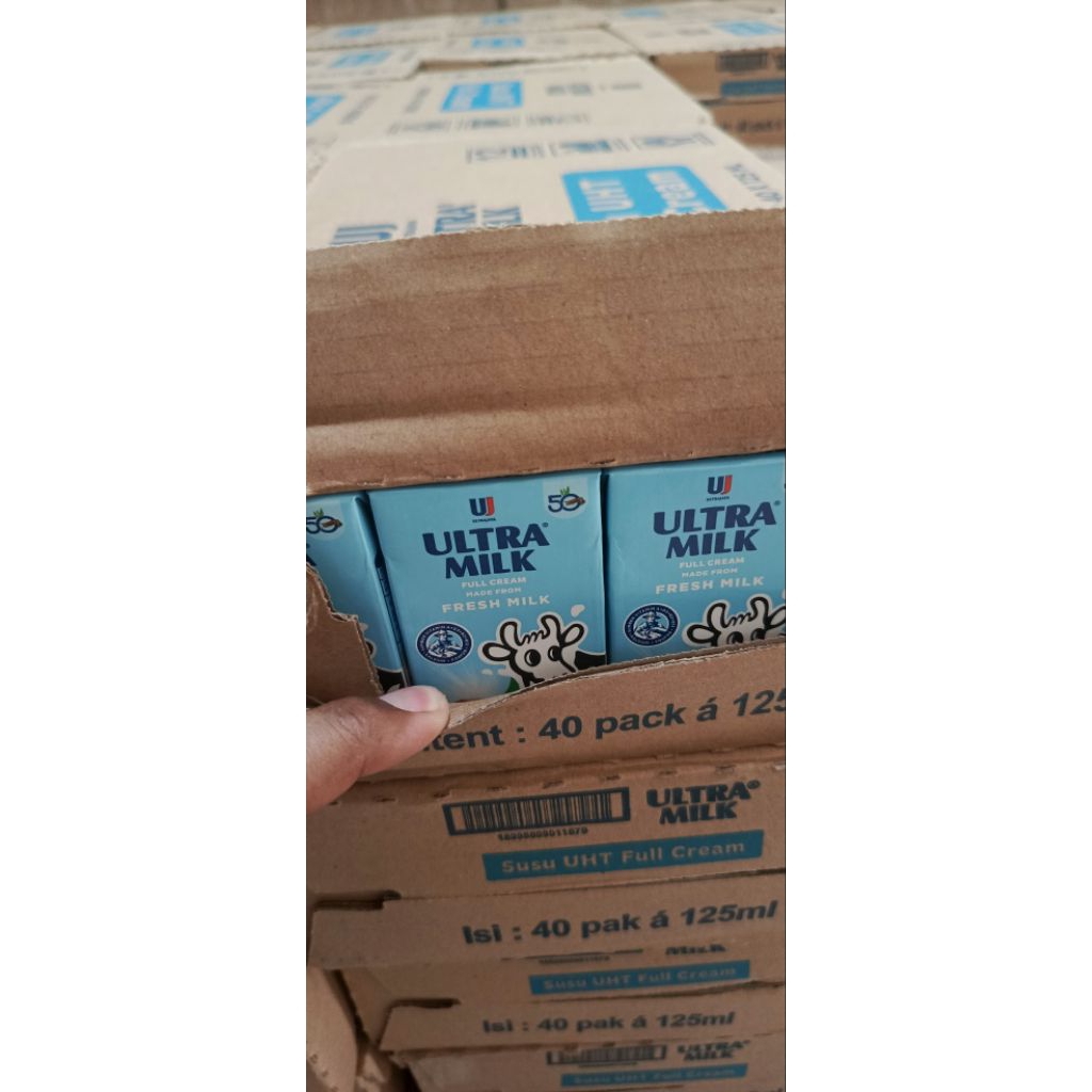 susu ultramilk plain 125ml, 250ml,frisian flag110ml