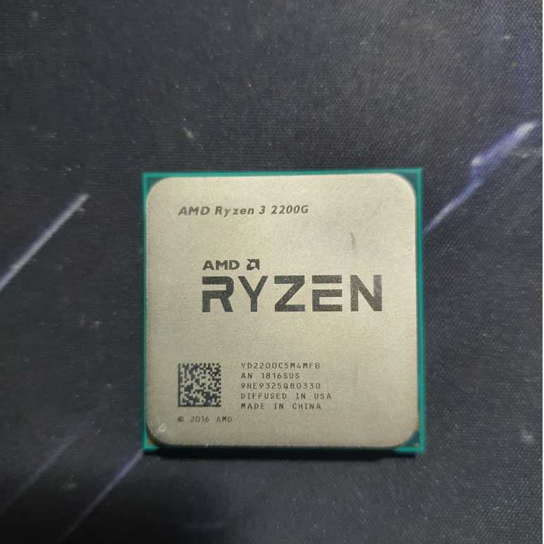 Processor Komputer Ryzen 3 2200G Vega 8 Soket AM4