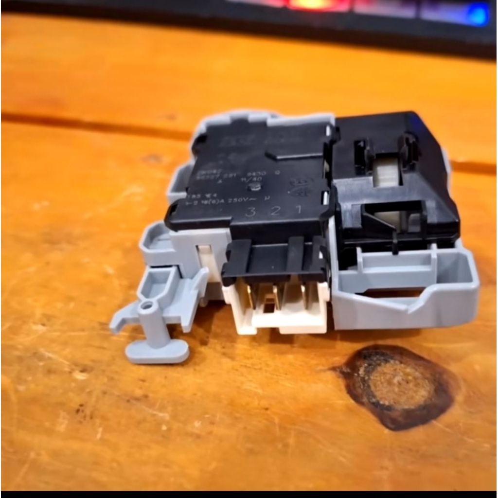 Doorlock Mesin Cuci Samsung Otomatis switch pintu mesin cuci pintu depan Samsung