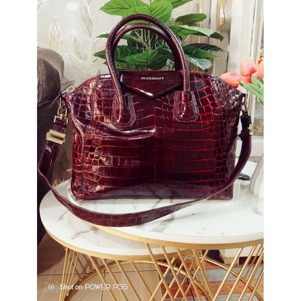 original givenchy croco bag antigona