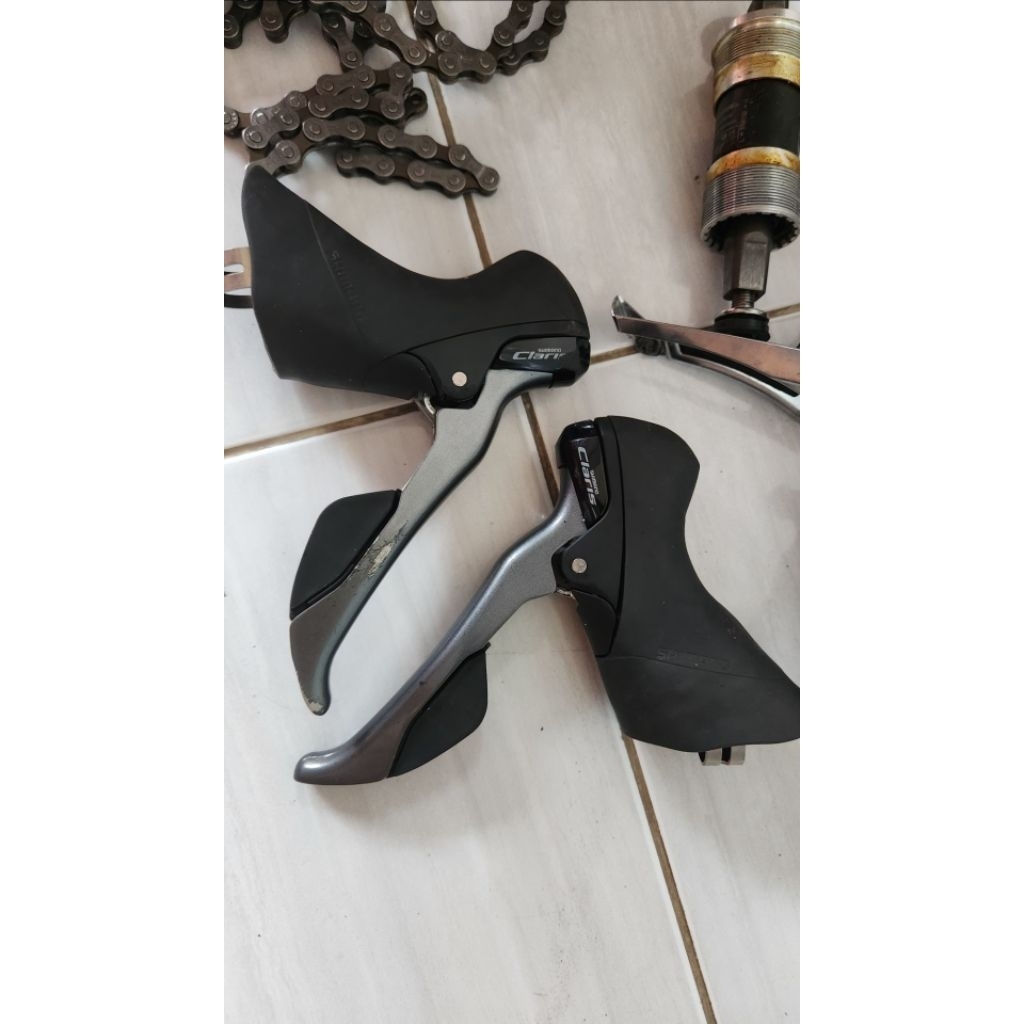 Groupset Shimano Claris