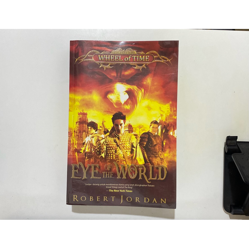 Preloved Novel Terjemahan Eye of the World (Wheel of Time #1) - Robert Jordan