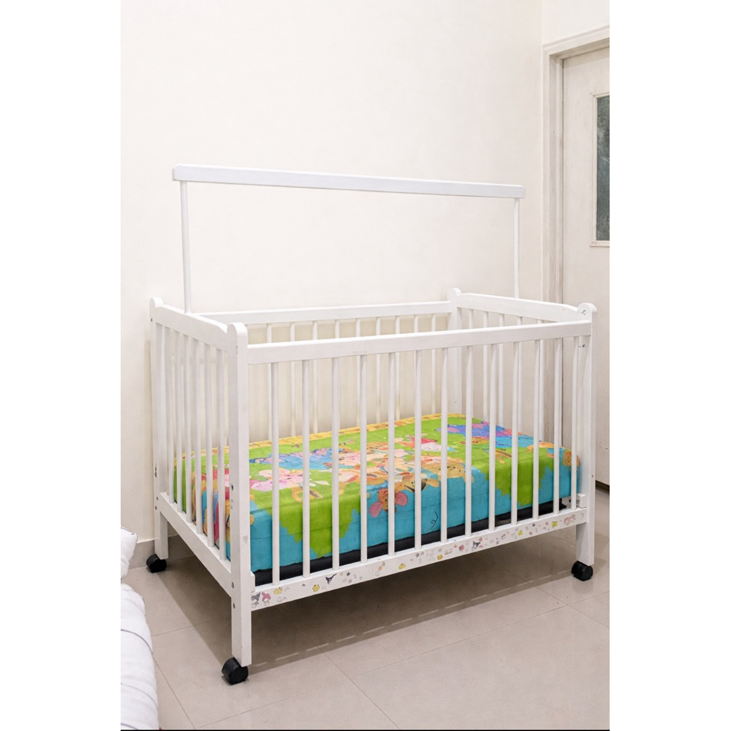 Box Bayi Preloved Kondisi Bagus + Bonus Lengkap (Kelambu, Sprei, Bumper)