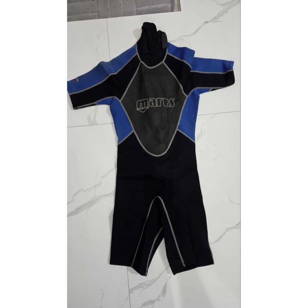 Mares Wetsuit Shortys size XS