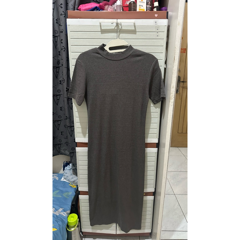 Knit dark grey pnb turtle neck dress