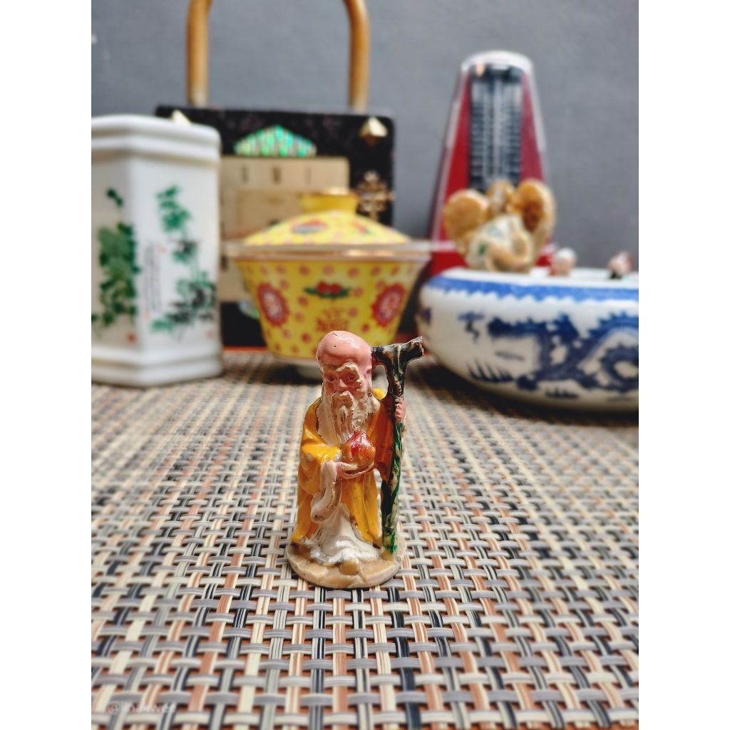 Vintage Ceramic Figurine Shou | China circa 1950