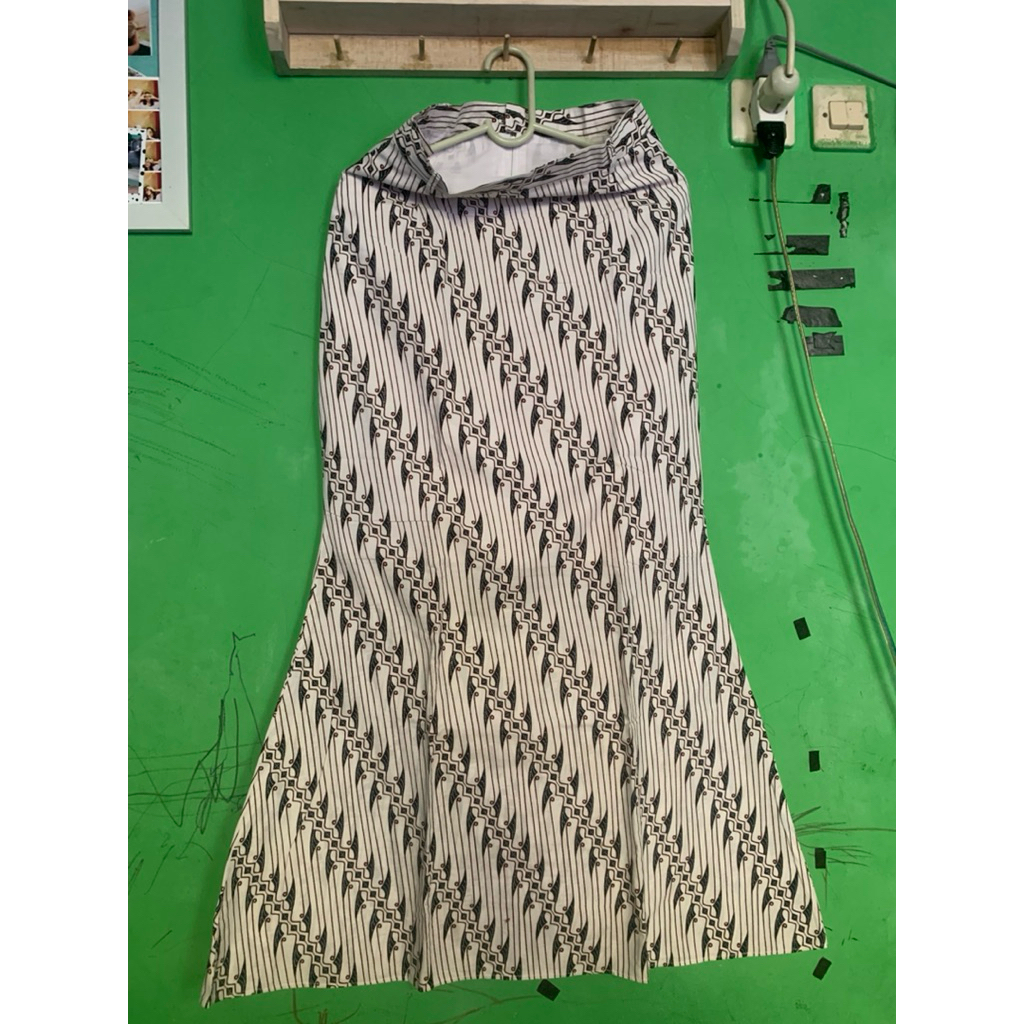 Rok batik wanita model duyung bahan katun