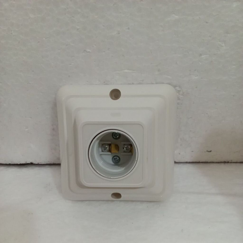 Fitting Panasonic E27 - NLP52202 031