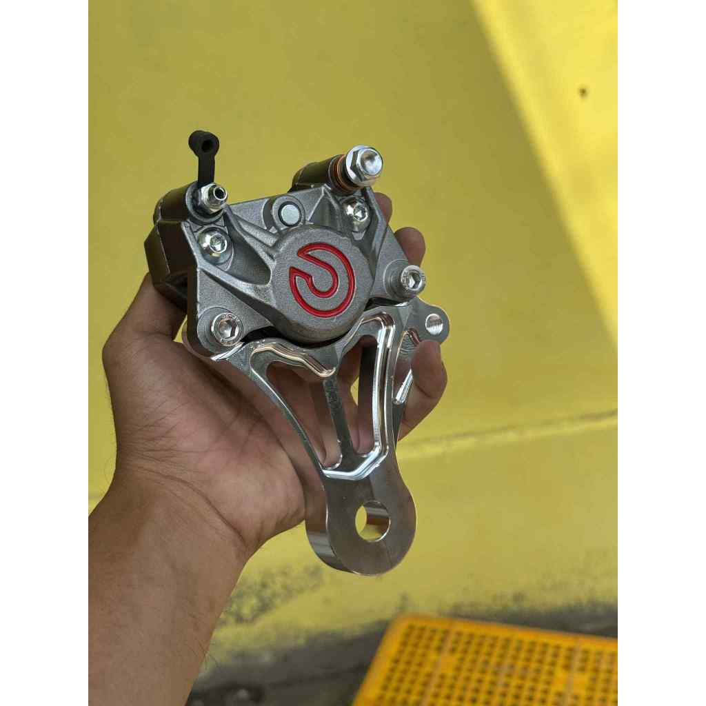 Kaliper brembo 2 piston set breket pnp ninja kaliper brembo big logo 2 piston breket kaliper belakan