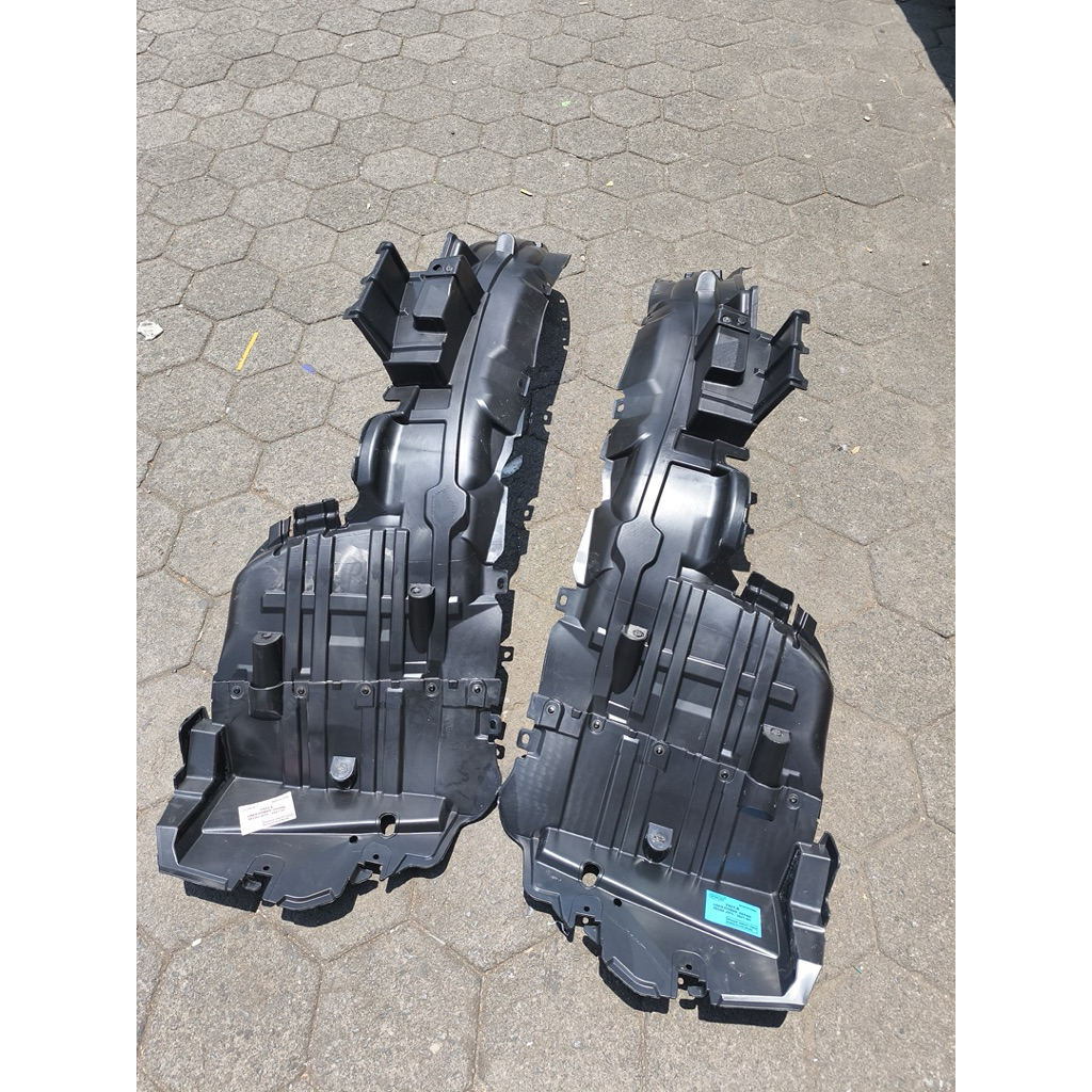 Liner Fender/Penahan Lumpur Avanza 2016-2021 - Liner Fender Avanza Veloz