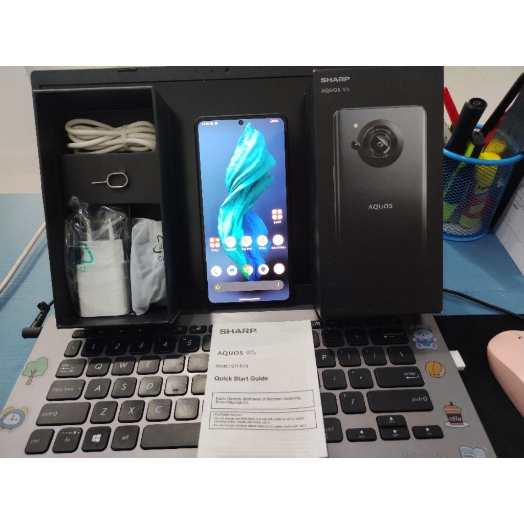 HP HAPE SHARP AQUOS R7S 12/256 SECOND FULL SET MINUS
