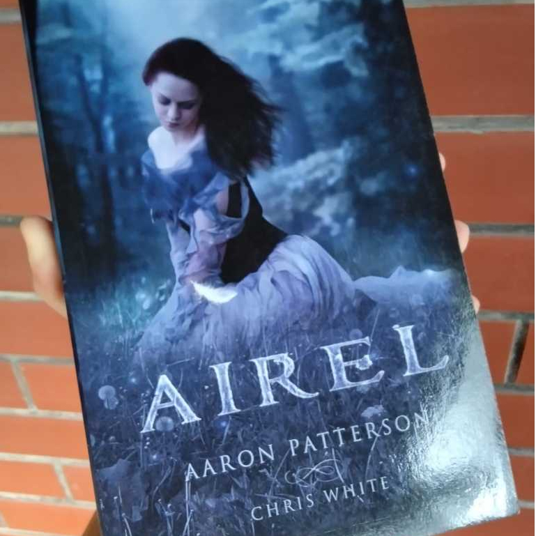 Aaron Patterson Chris White Airel Buku Novel Fantasy Bahasa Inggris Preloved