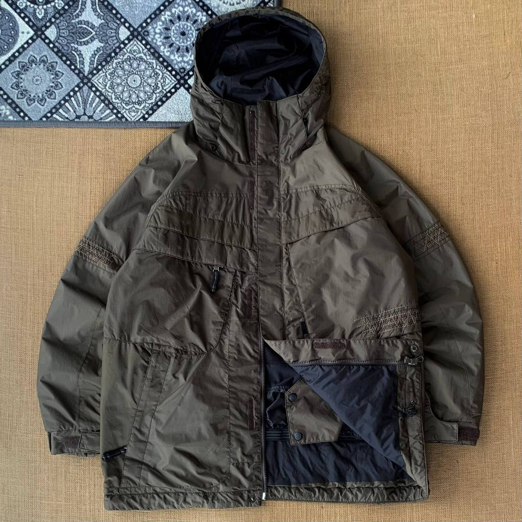 Jaket Gunung Kissmark size fit L (seperti baru) anti air 100% original 130426H