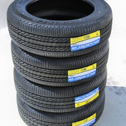 Ban Mobil Tubless Radial R17 Merk ACCELERA ECO PLUSH 215 65 R17