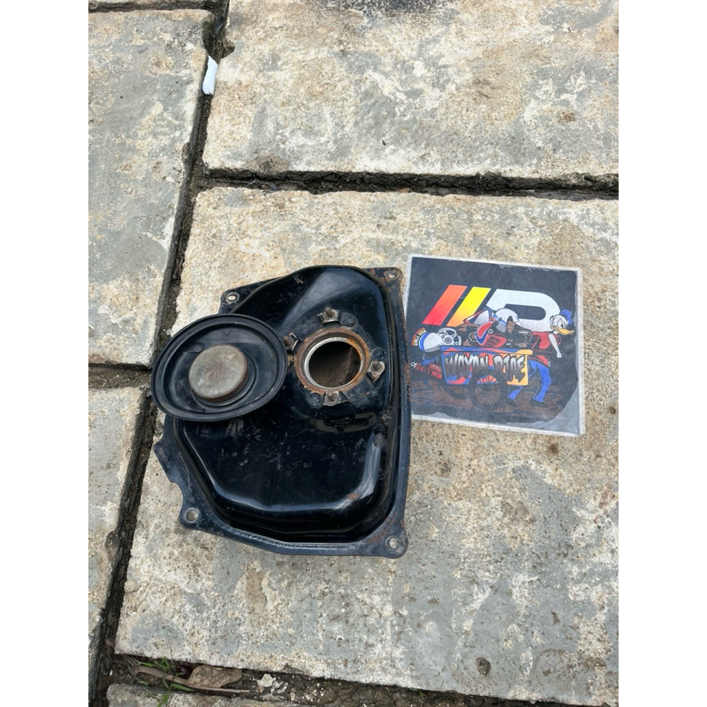 Tangki minyak bensin Honda beat esp stater kasar halus 2013-2015 original bekas lepasan motor