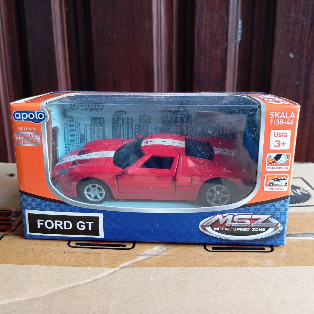 Apolo Ford GT MSZ merah red skala 32