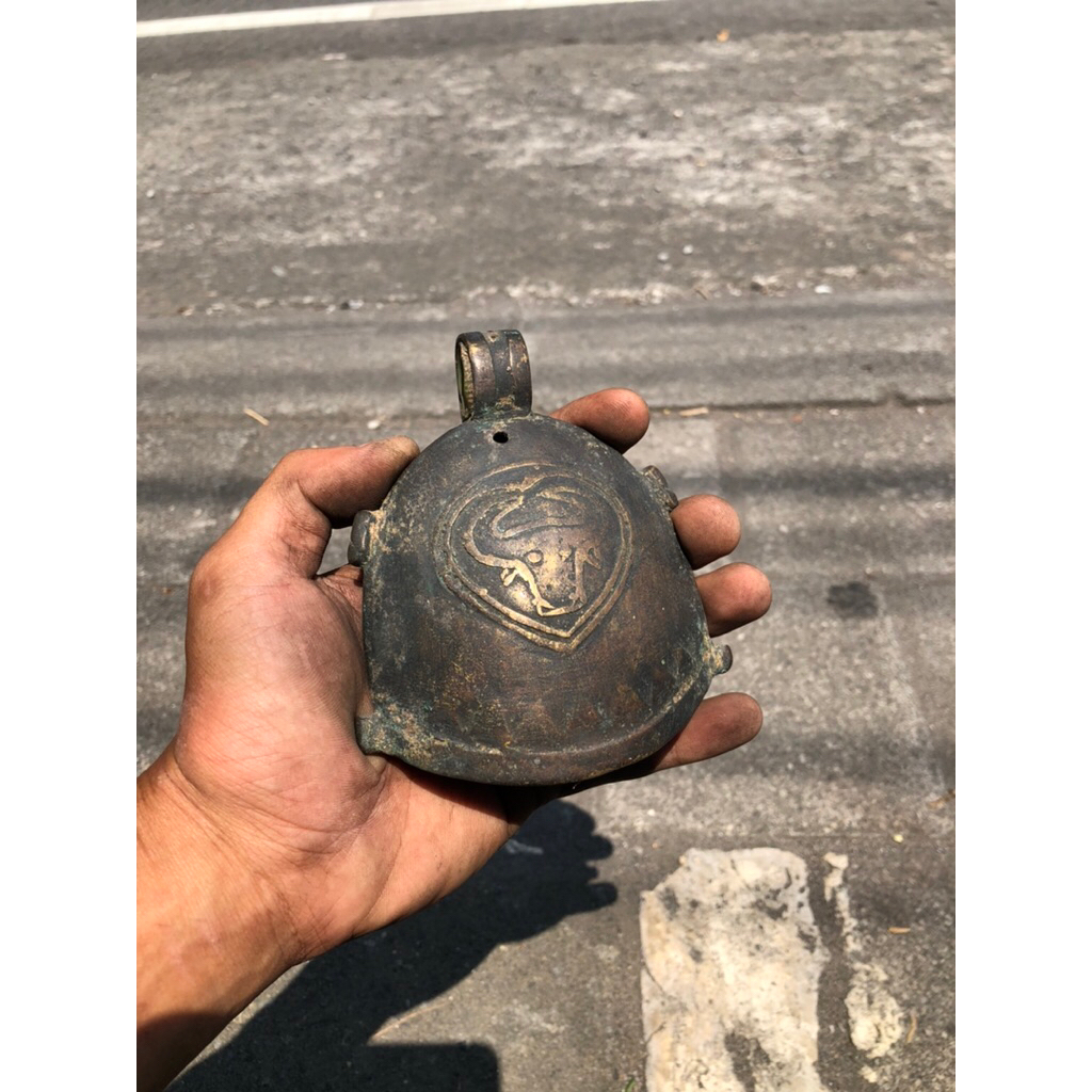 Klontongan sapi lawas