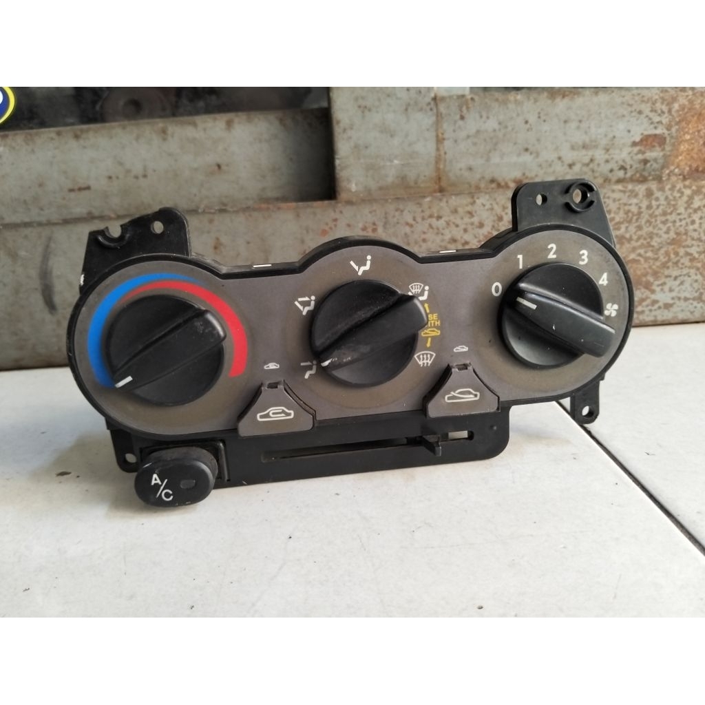 panel AC hyundai accent 2 original
