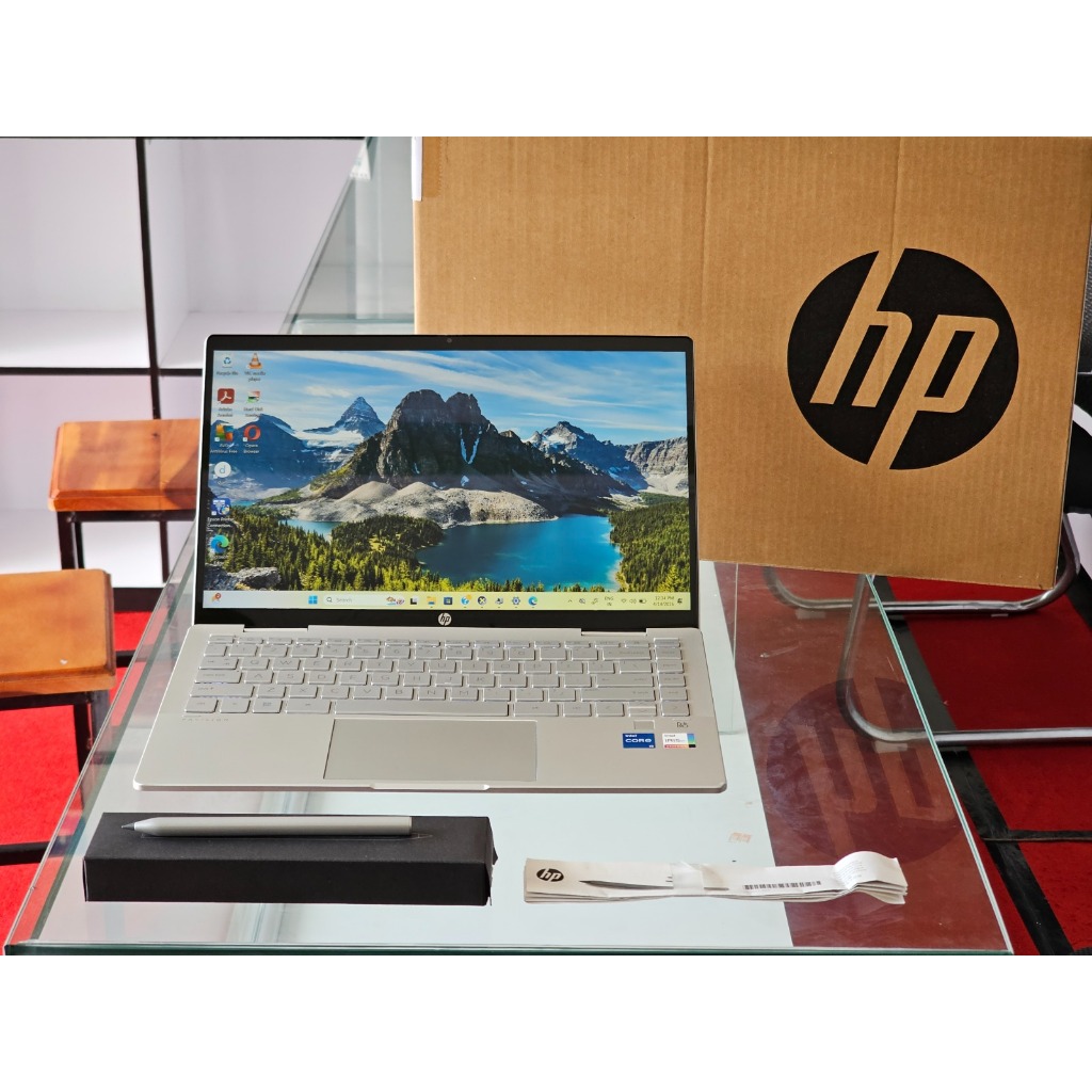HP Pavilion X360 intel Core i5 Gen 12 Ram 8 GB SSD 512 GB intel iris Xe Touchscreen 2 in 1 Premium L