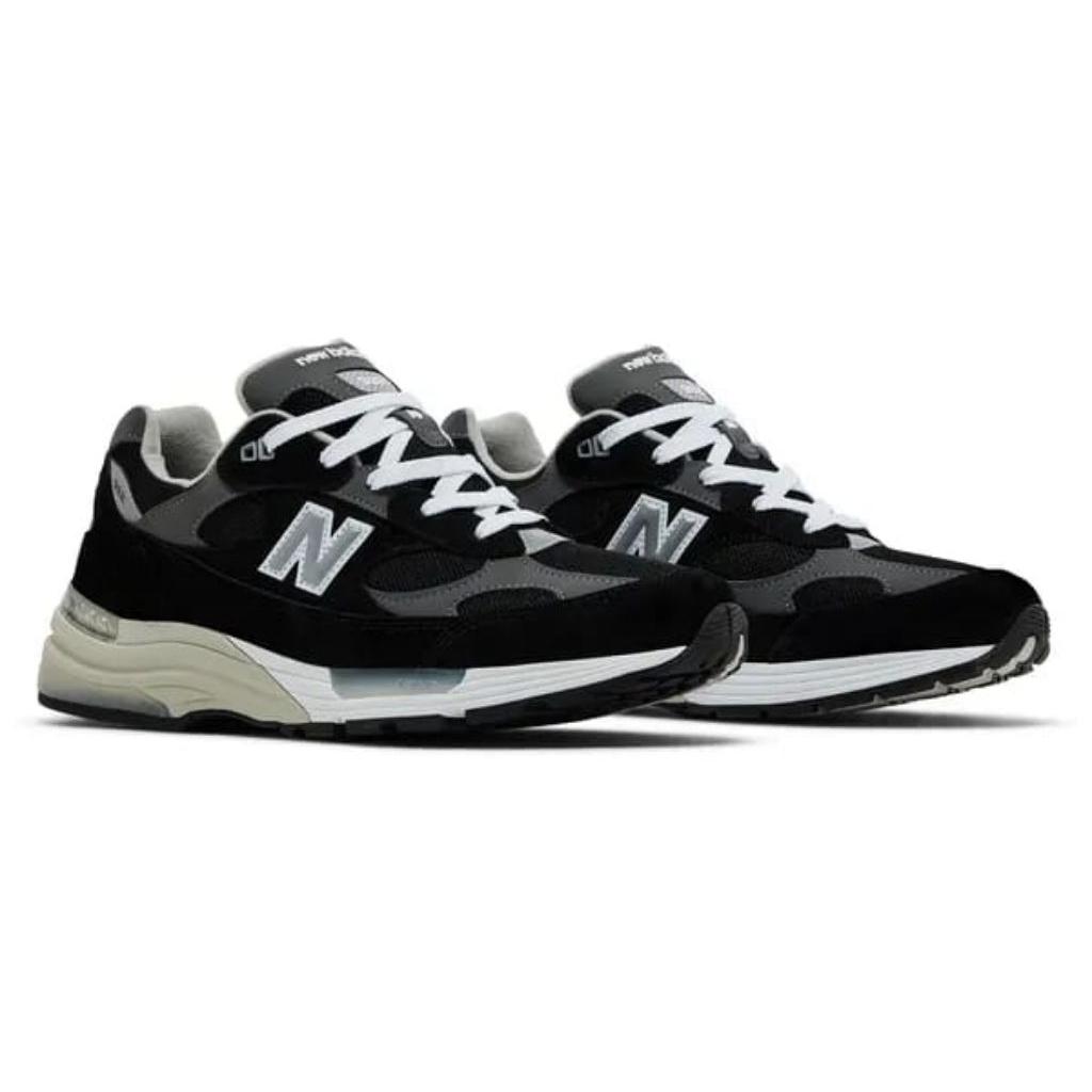Nb 992 black white