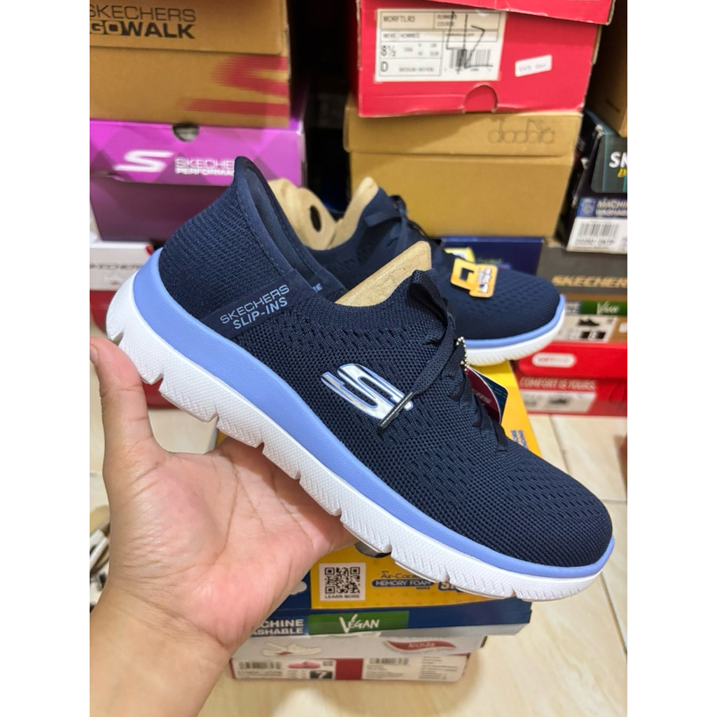 Sepatu Skechers Hands Free Slips Ins Summits New Daily Warna Navy Blue Size 37