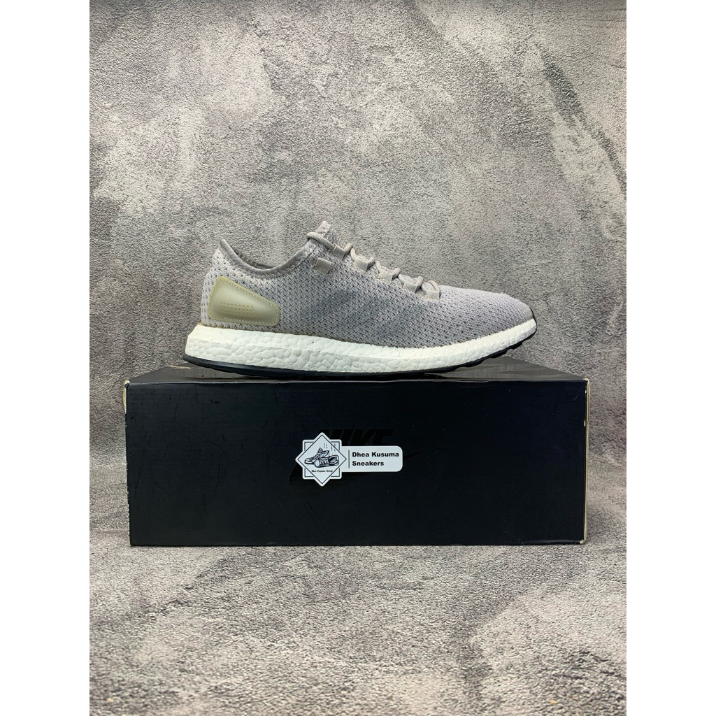 Sepatu Second  Adidas Pureboost Clima  Size 42 insole 26,5 cm  Original Guarantee 100%