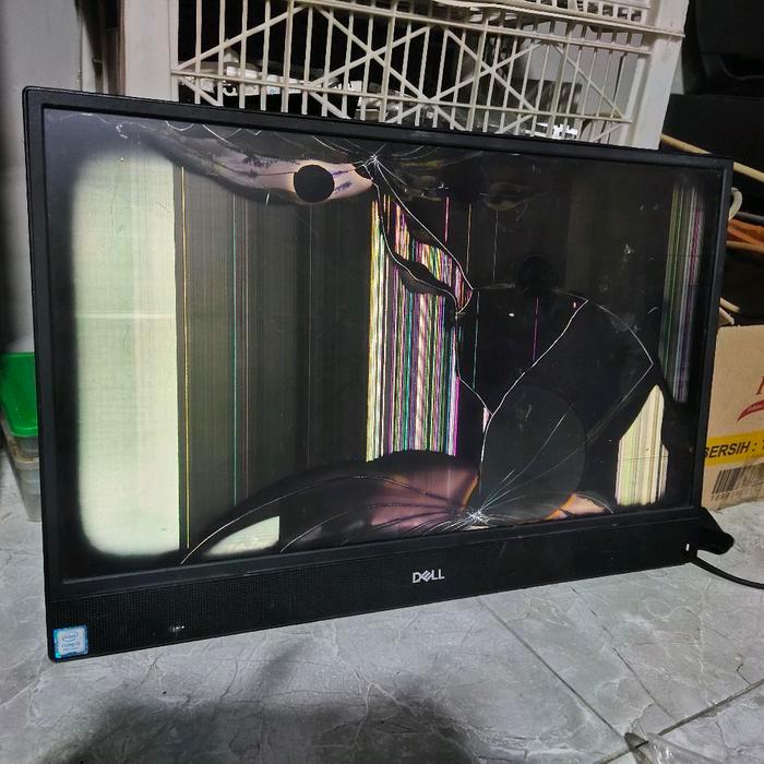 PC AIO ALL IN ONE DELL INSPIRON 22-3277 3280 core i5-8265U mesin nyala lcd pecah jual apa adanya ya 