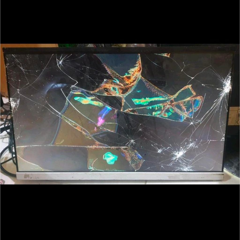 PC aio all in one Lenovo A340-22IWL CORE I3-8145U MINUS LCD PECAH TANPA HDD DAN RAM