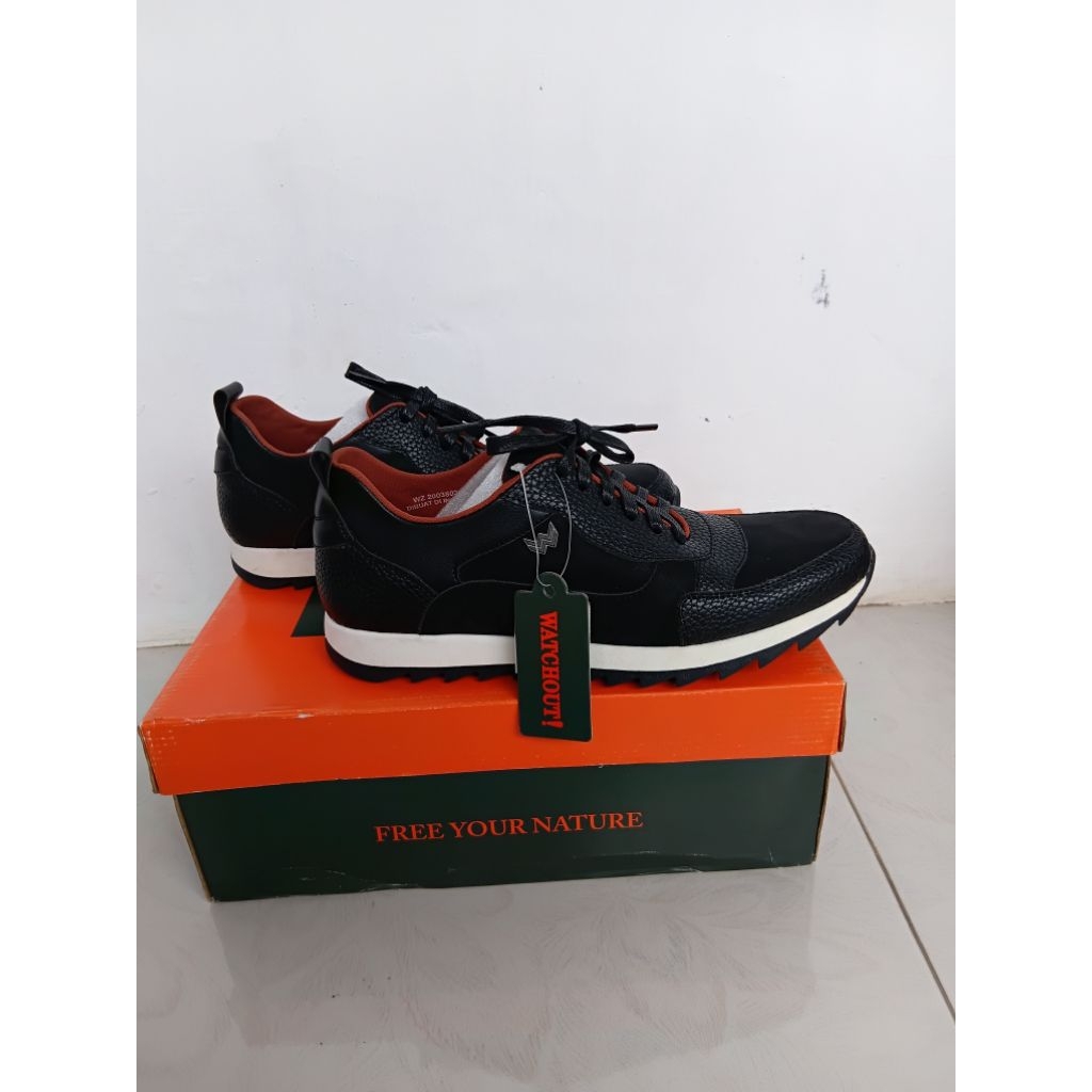 Sepatu Watchout Original Kulit Asli