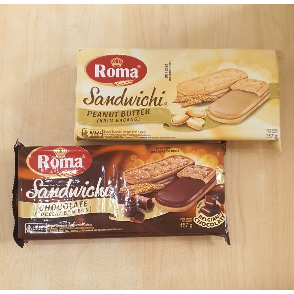 Roma Sandwich Rasa Coklat dan Kacang / Biskuit Roma